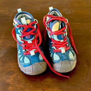 Merrell waterproof boots 10.5 good shape